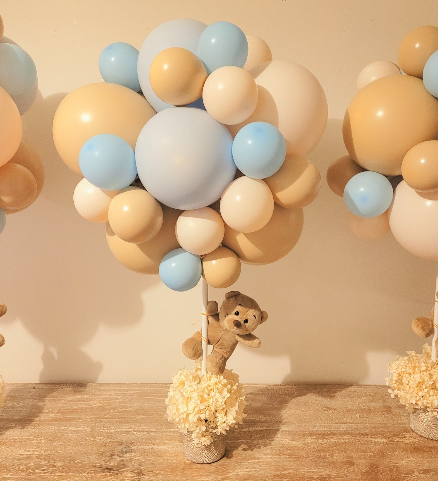 teddy bear balloon centrepiece first birthday kids party Sunshine Coast Brisbane 