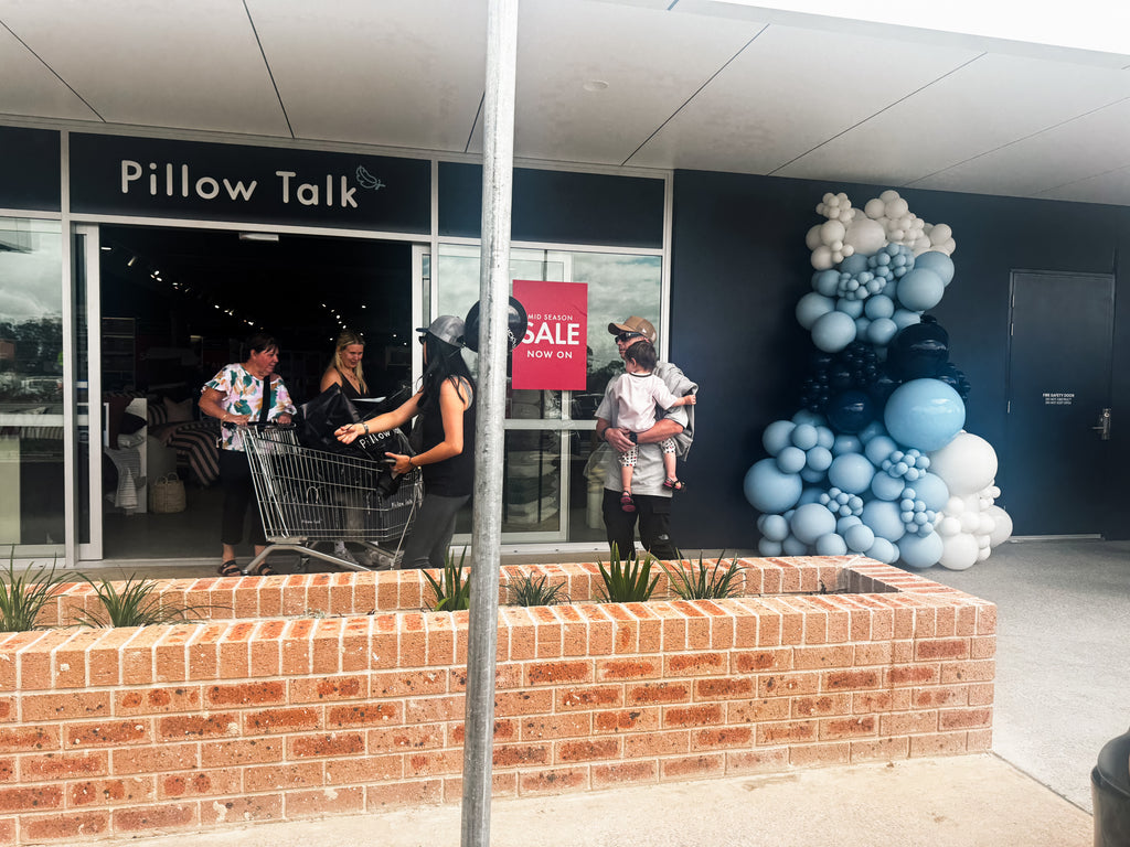 GRAND ENTRANCE BALLOON INSTALLATIONS FOR CORPORATE EVENTS